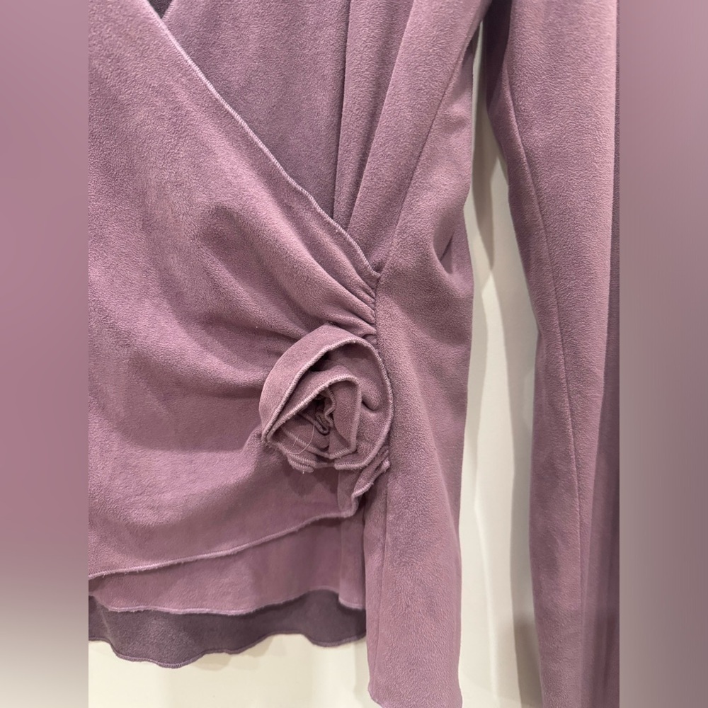 Karen Kane Purple Rose Wrap Top - Picture 3 of 9